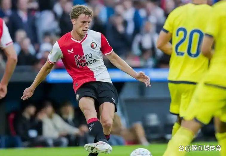 欧联倒计时，费耶诺德今夜内部沟通，细节引发关注，更衣室稳定，心理建设被强调